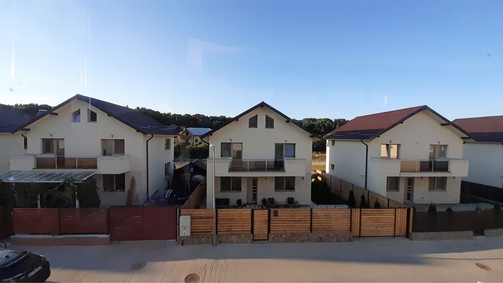 Inchiriez apartament cu 2 camere, bloc nou, zona Trivale 3, loc de  parcare inclus