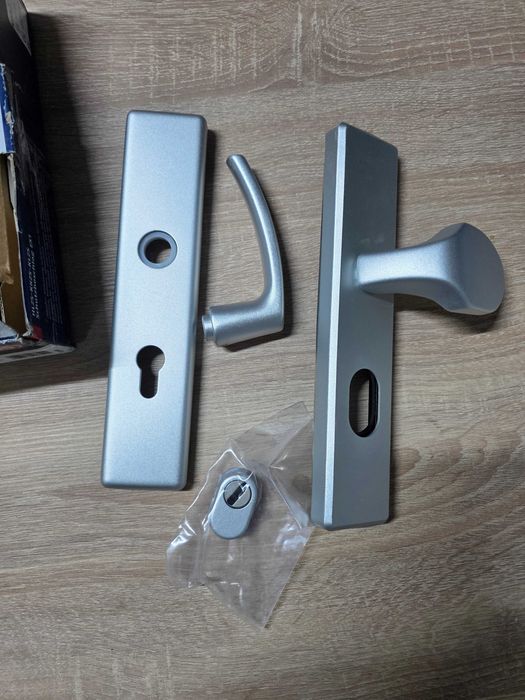 2 x Manere Mobil/fix Cu Sild Usa Intrare Abus 92/118 Mm, Argintiu