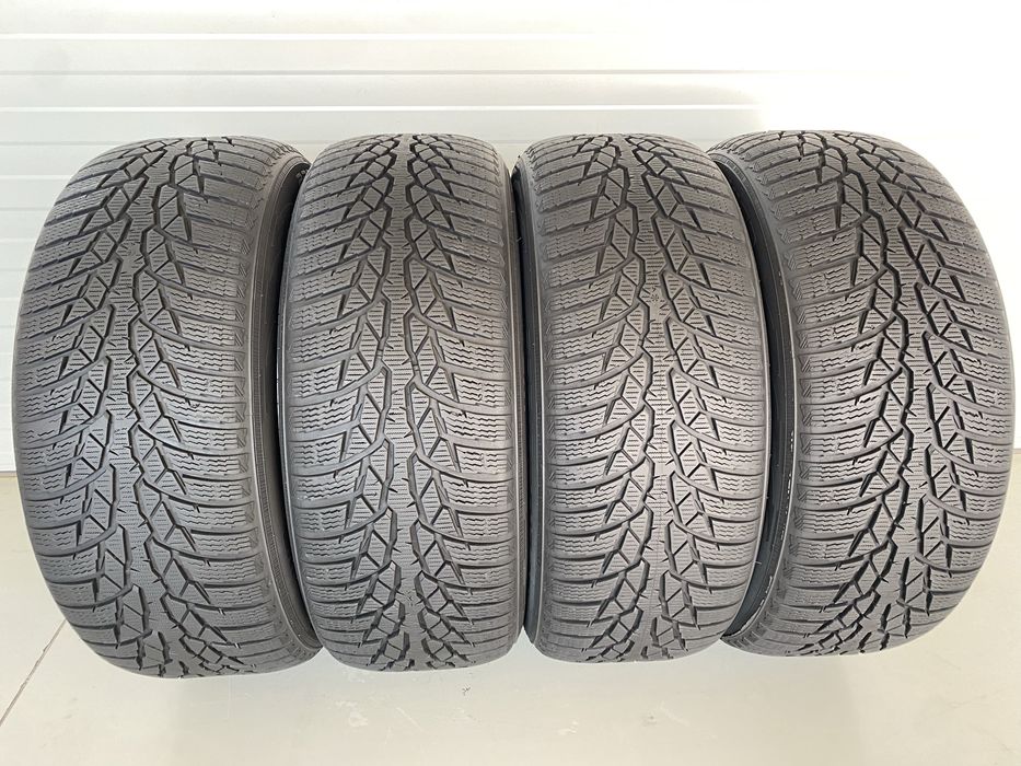 4бр зимни гуми 225/55/17/Nokian D4 Winter 5.8мм/3218dot