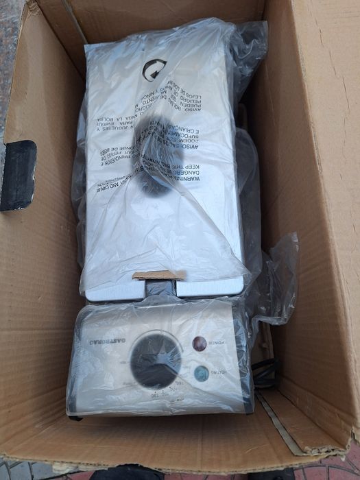 Фритюрница электрическая,4 литровая