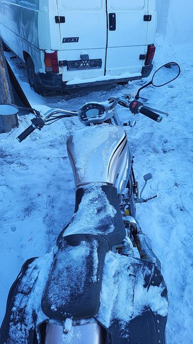 Мотоцикл  круизер  2 цилиндровый