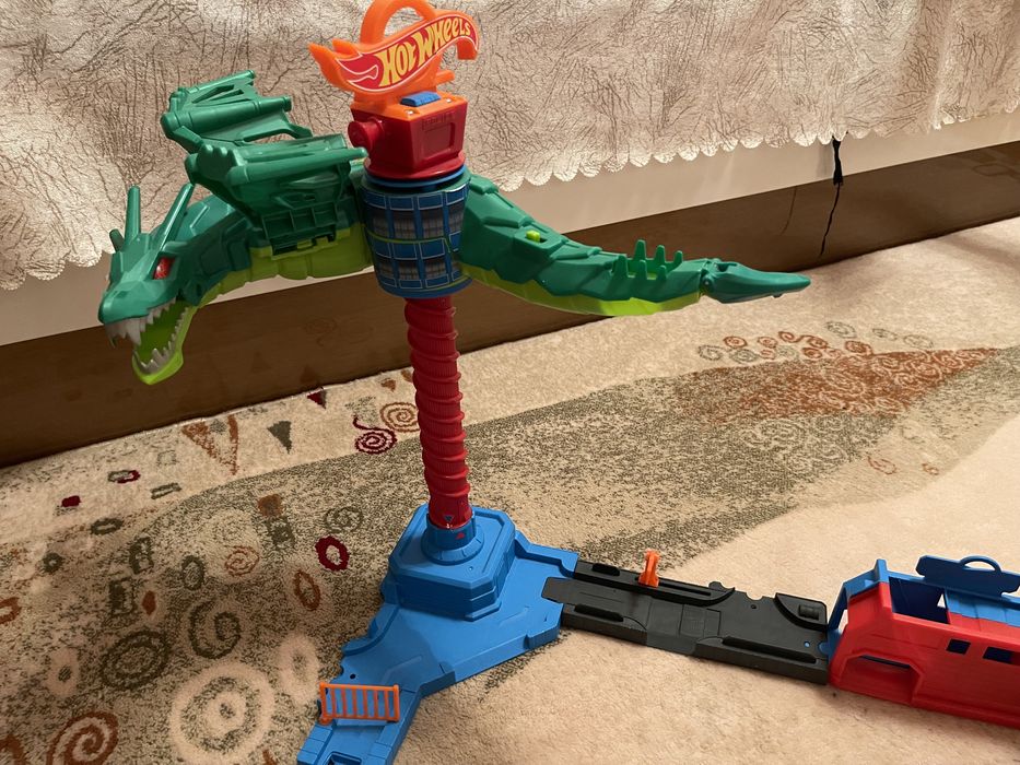 Писта на Hot Wheels