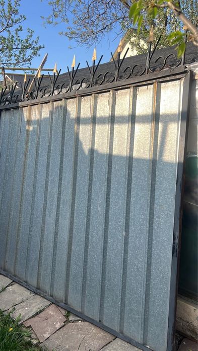 Ворота и забор продам