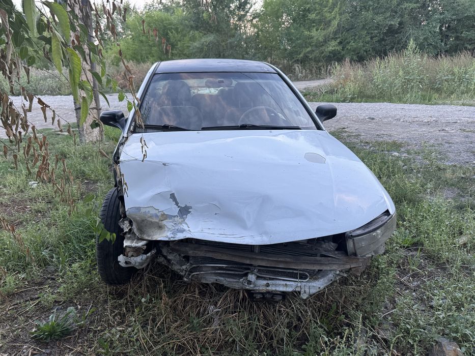 Митсубиси галант 2000 г