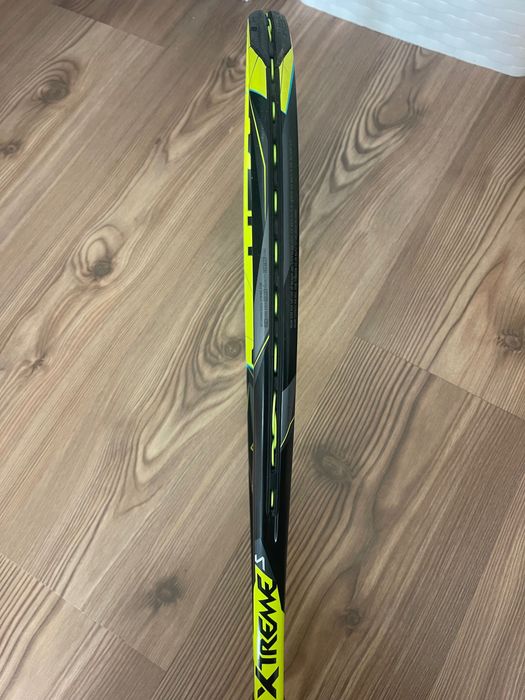 Tennis racket head extreme