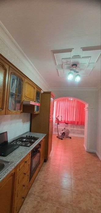 Продается квартира, уникальная планировка, массив Дархан
