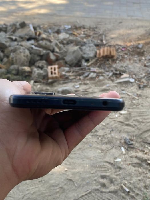 Vivo Y33s продать срочно
