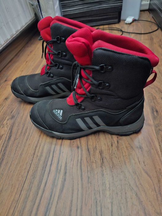Зимни ботуши Adidas