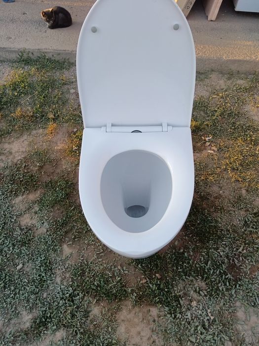 Инсталляции с унитазом