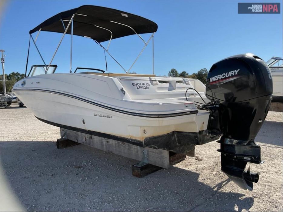 Катер BAYLINER VR6* 2022 года