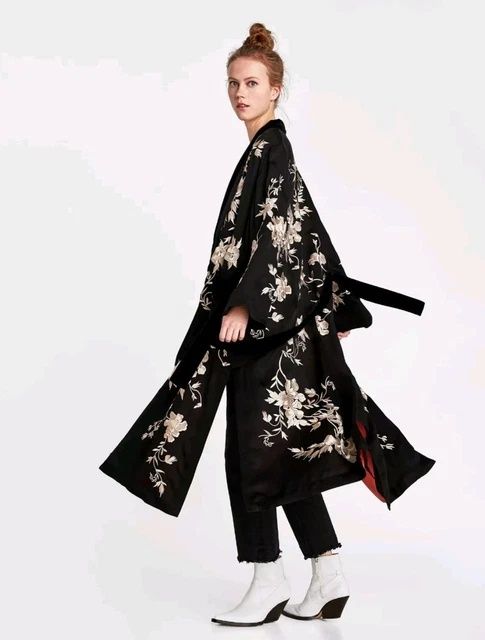 Kimono brodat Zara limited edition