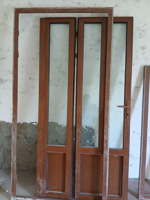 Eshek deraza sotiladi