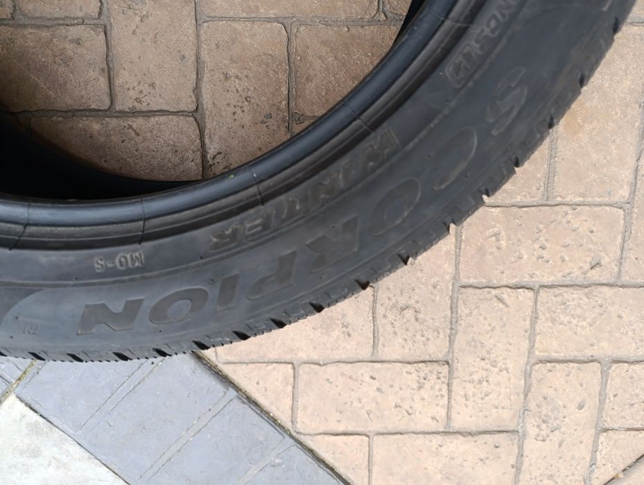 Зимни гуми Pirelli 285/45/22  Scorpion