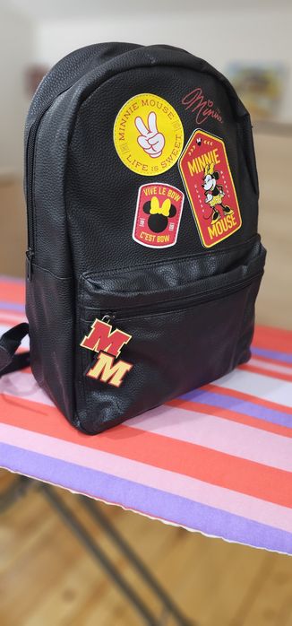 Дамски чанти и раници