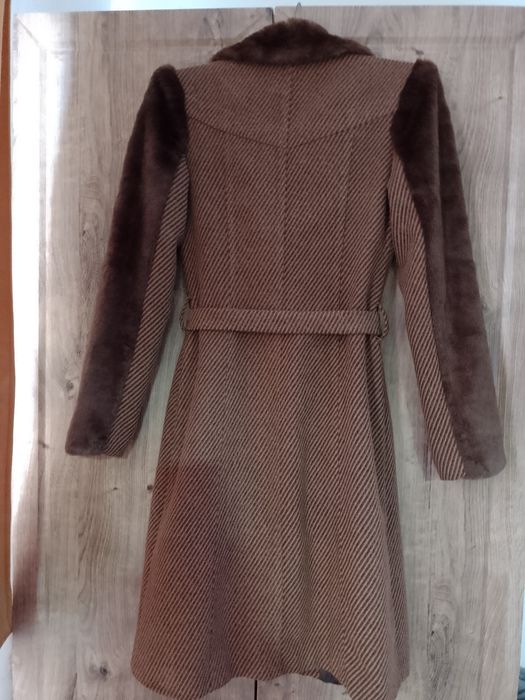 Palton elegant 100% lână