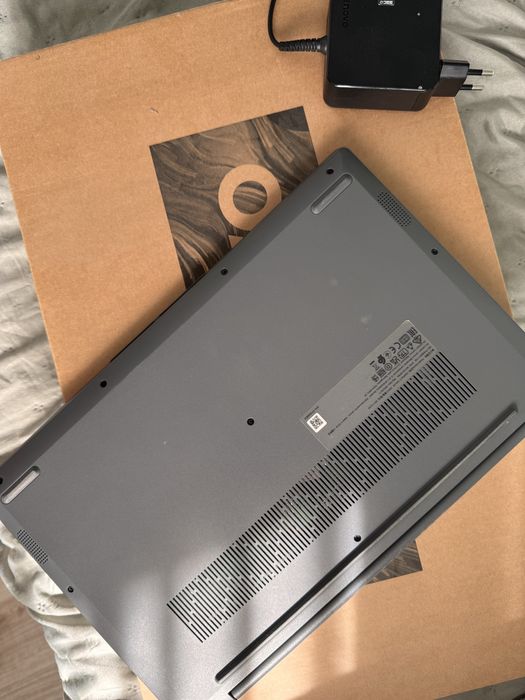 Lenovo ideapad 3 (15”)