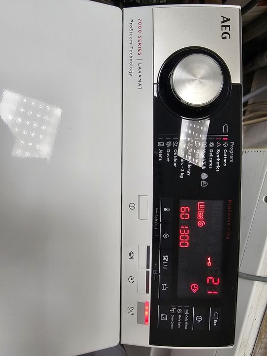 Пералня с горно зареждане AEG LTX7C373E  7кг A+++