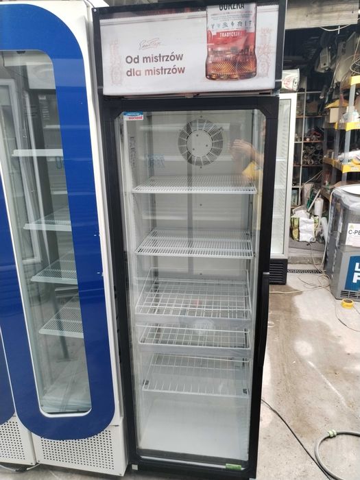 Vitrine frigorifice verticale /dozatoare /duble /slim