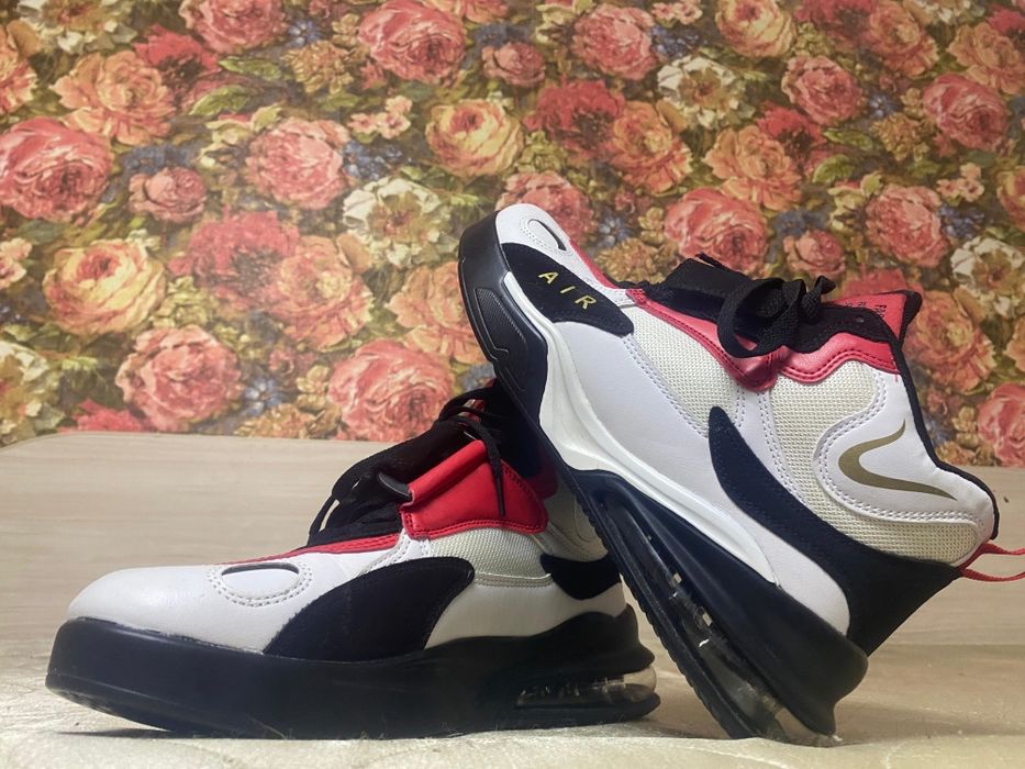 Зимние Кросовки новые