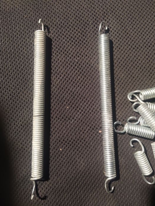 Пружины на двери