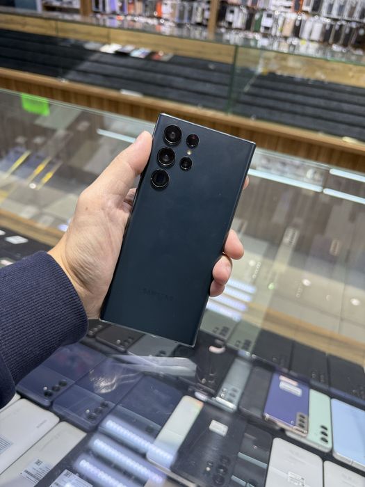 Samsung S22 ultra holati zor 512 GB