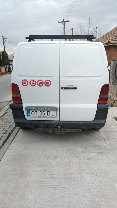 Se vinde Mercedes Vito