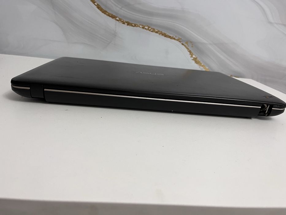 Продается Ноутбук Asus Б/у