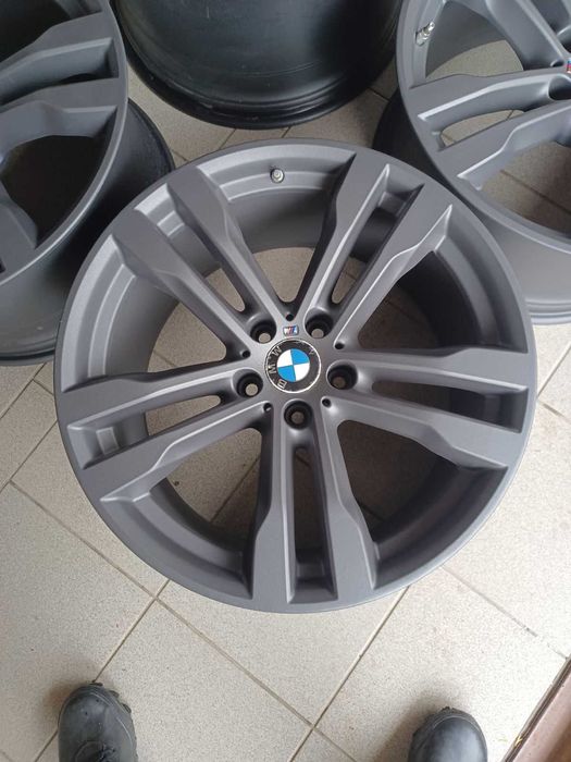 20- BMW X5. X6-F15. F16 Оригинални М-спорт пакет джанти с датчици
