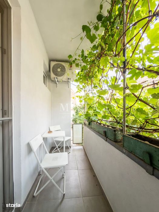 Apartament modern 3 camere de închiriat – Zona Ultracentrală-parcare