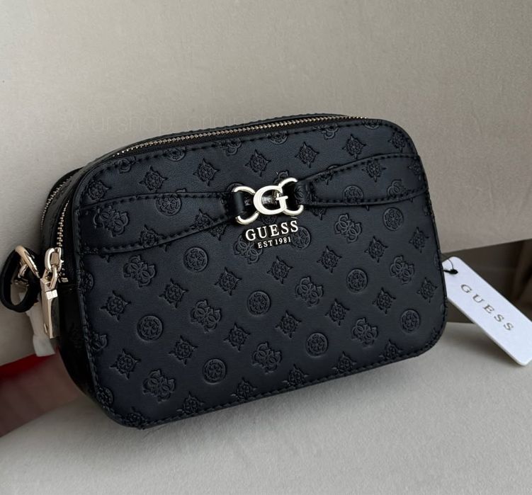 Продам сумку Guess