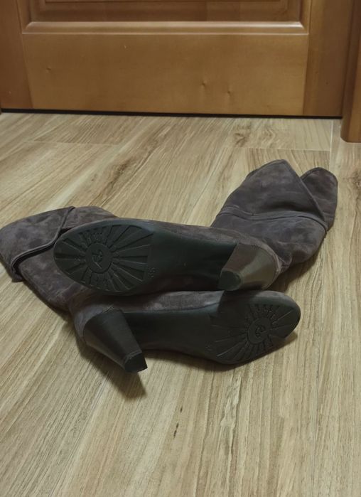 Cizme din velur mărimea 35