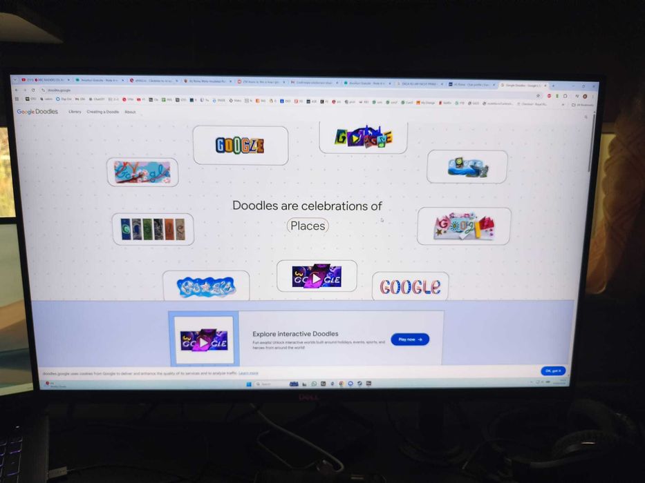 Monitor 27 inch Dell SE2723DS 2560 x 1440 pixeli, 75 Hz