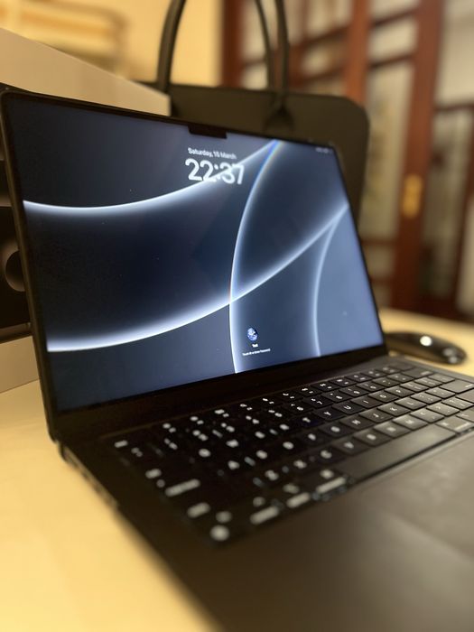 Macbook pro m3 pro 18/512 gb