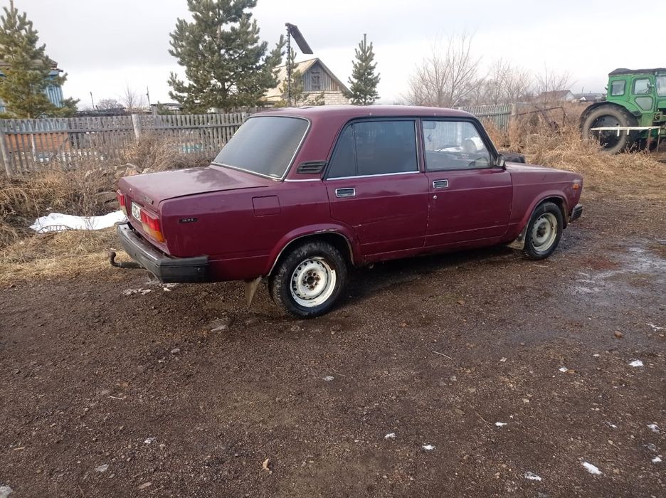 Продам Ваз 2107  год выпуска 2003