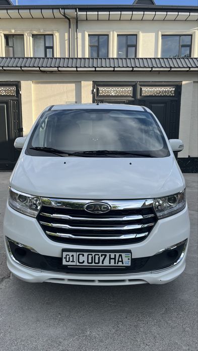 JAC M3 — 7 ўриндиқли