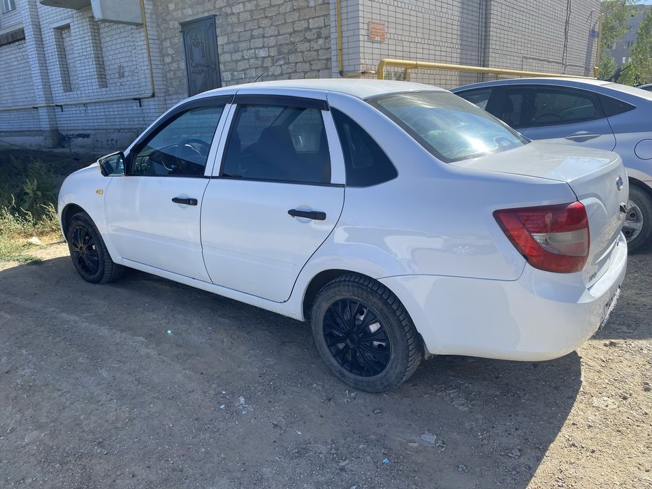 Ваз Lada Granta 21901