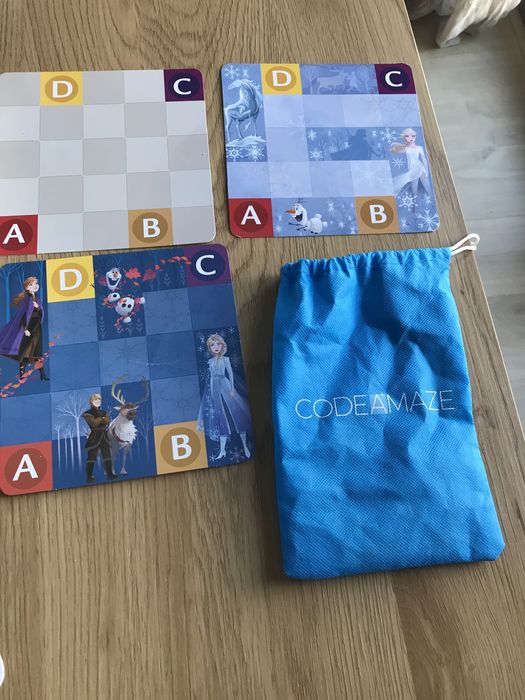 Code A Maze Frozen II - joc educativ de programare