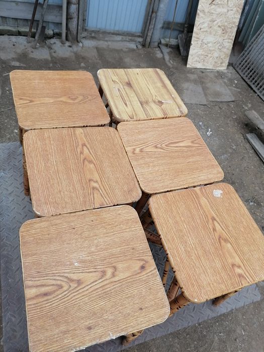 Табуретки деревянные