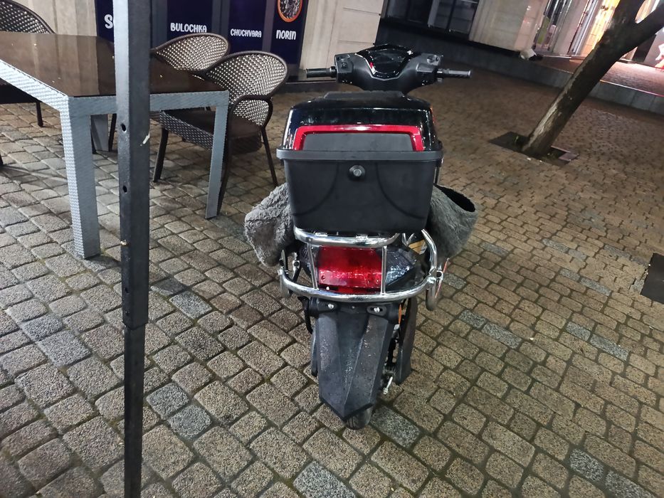 Skuter sotiladi oganimga 1 oy bomadi hali yengide..650