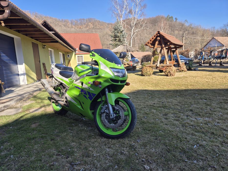Kawasaki ninja zx6r