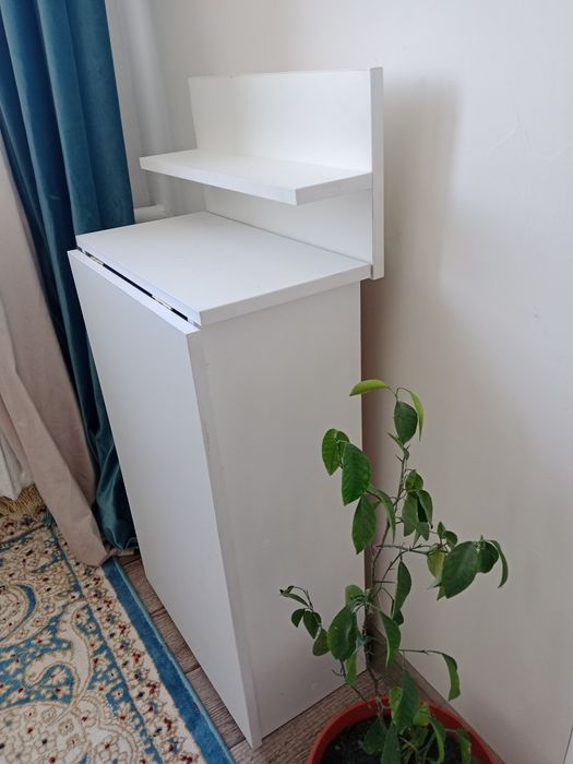 Продам! Маникюрный стол 23000