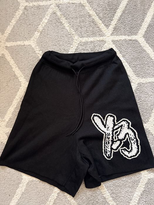 Y-3 къси панталони