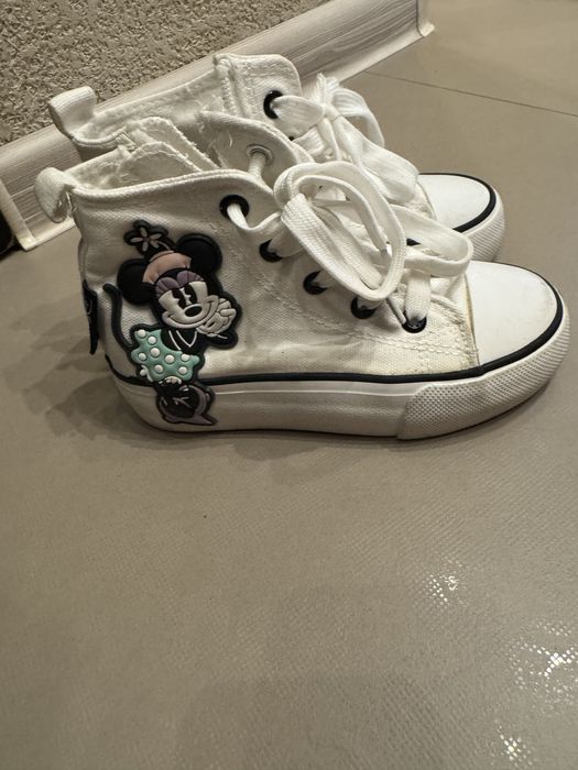 Adidas маратонки