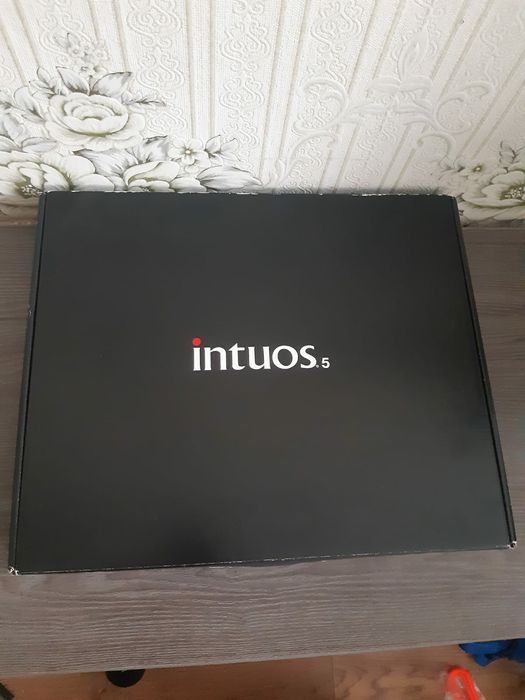 Планшет графический Intuos 5 Wacom medium