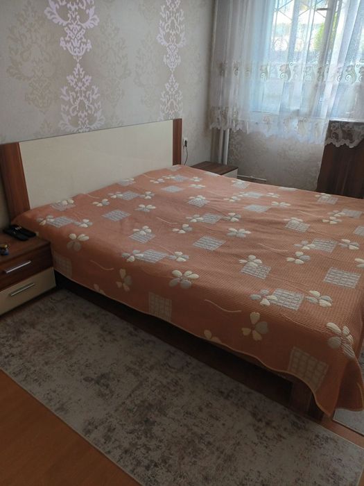 Кухня и спално обзавеждане перфектно състояние