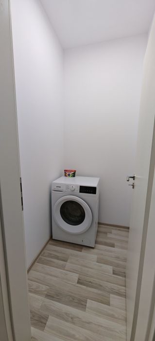 Închiriez apartament 3 camere complet mobilat și utilat