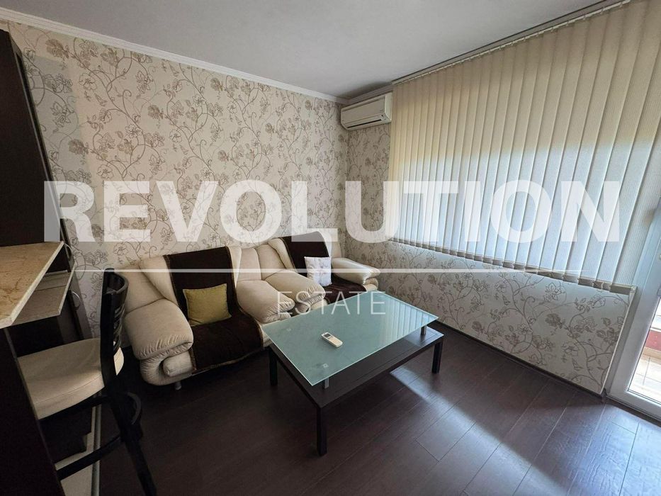 Двустаен апартамент  в гр.Варна, Погреби!