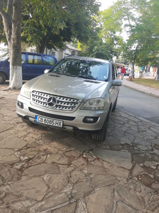 Продавам Джип Mercedes ML 320