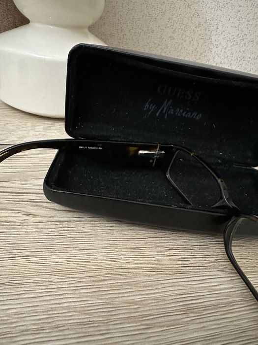 Диоптрични очила Guess&Marciano/RayBan.
