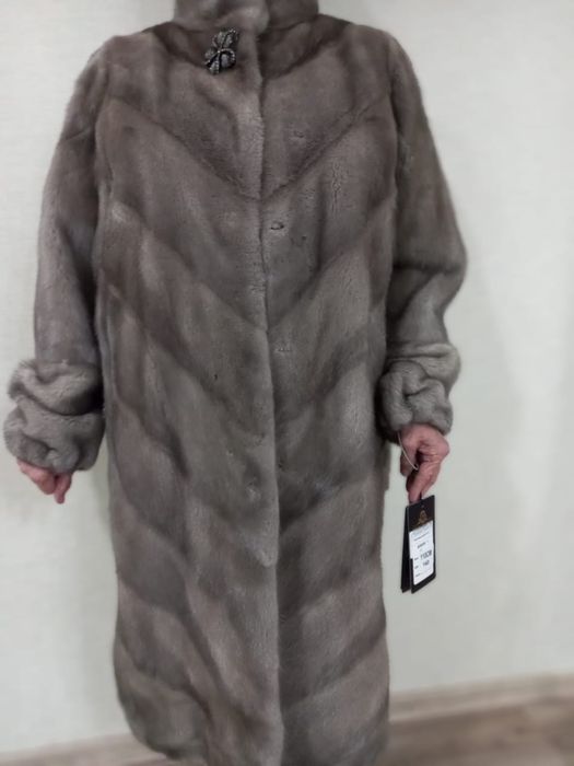 Продам норковкю шубу